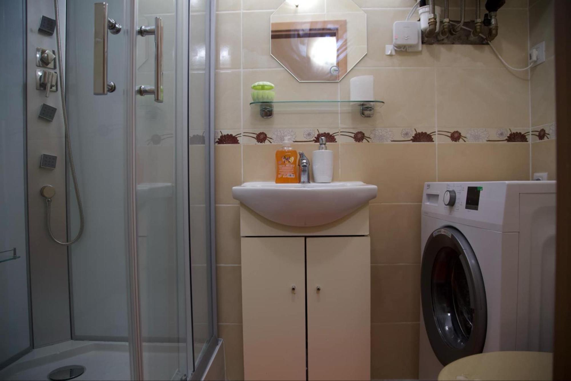 Family Apartment Kv Karlsbad Eksteriør billede